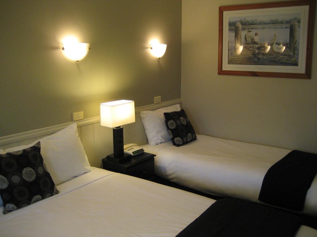Motel ווארנאמבול מראה חיצוני תמונה